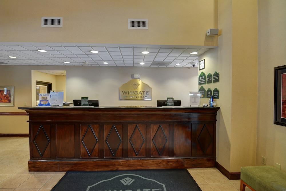 Spark By Hilton Charlotte Tyvola I-77 Bagian luar foto