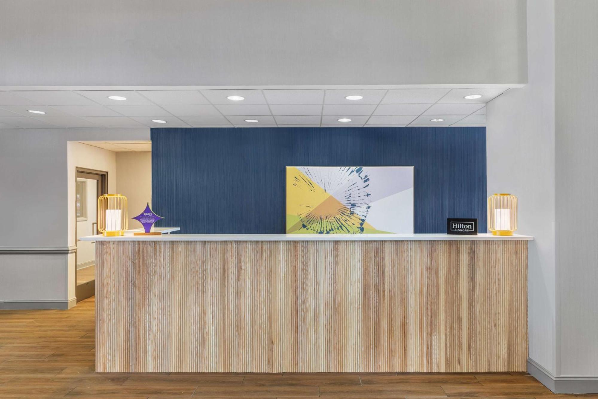 Spark By Hilton Charlotte Tyvola I-77 Bagian luar foto