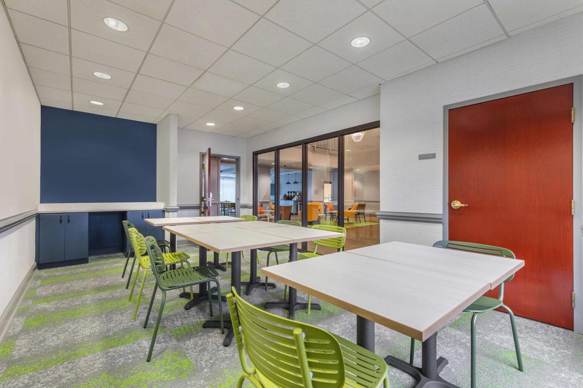 Spark By Hilton Charlotte Tyvola I-77 Bagian luar foto