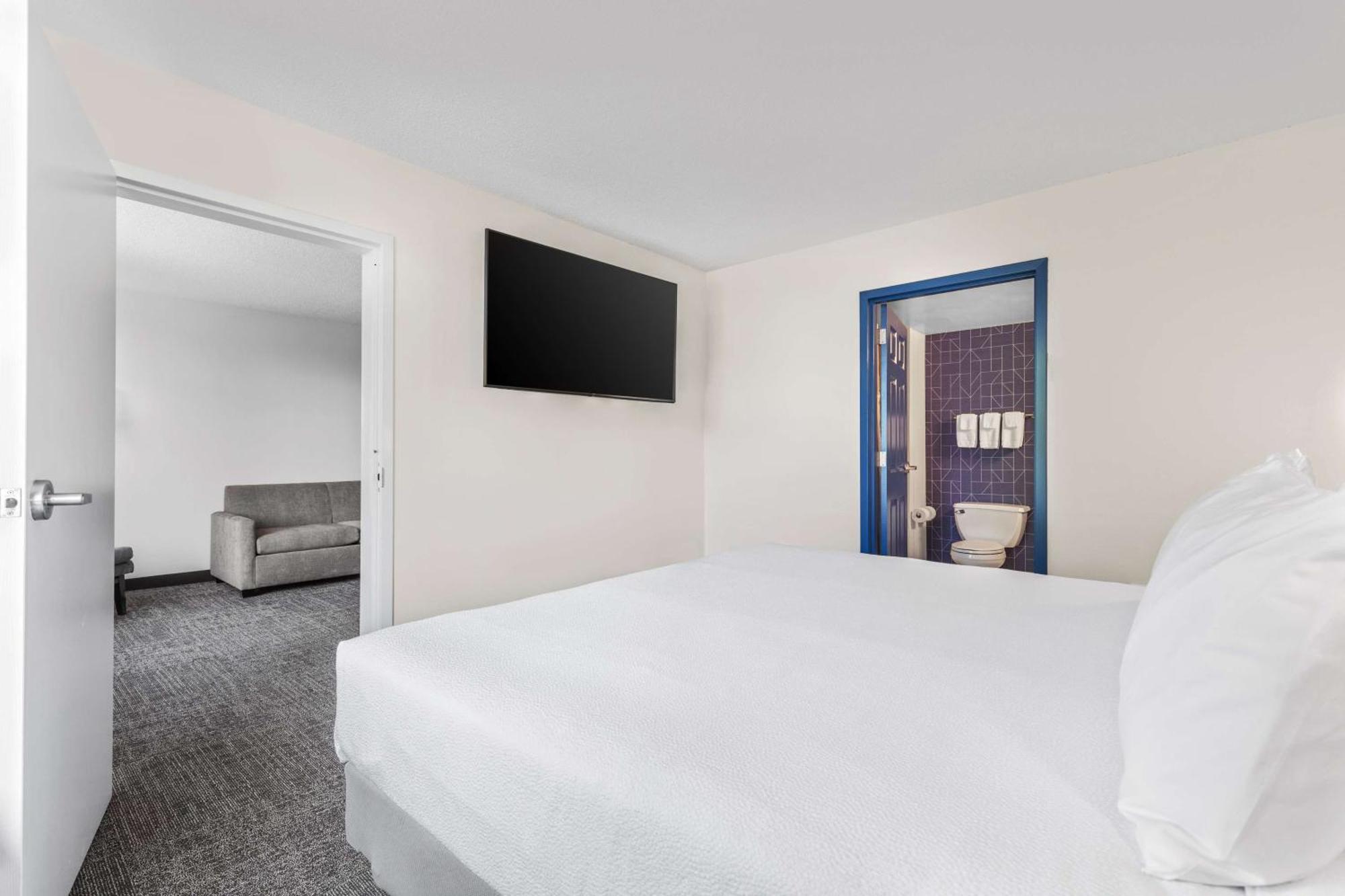 Spark By Hilton Charlotte Tyvola I-77 Bagian luar foto