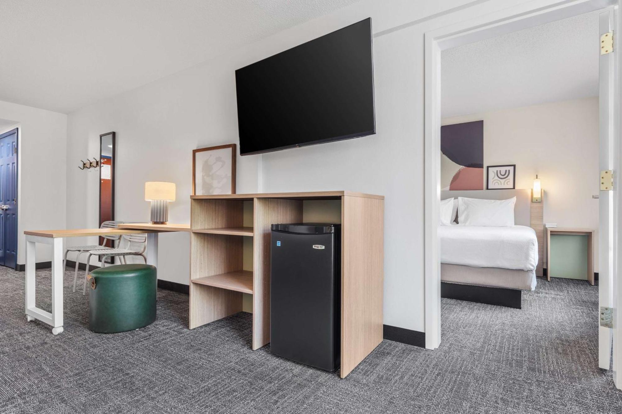 Spark By Hilton Charlotte Tyvola I-77 Bagian luar foto