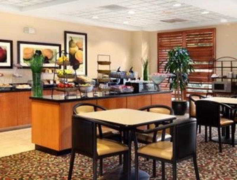 Spark By Hilton Charlotte Tyvola I-77 Restoran foto