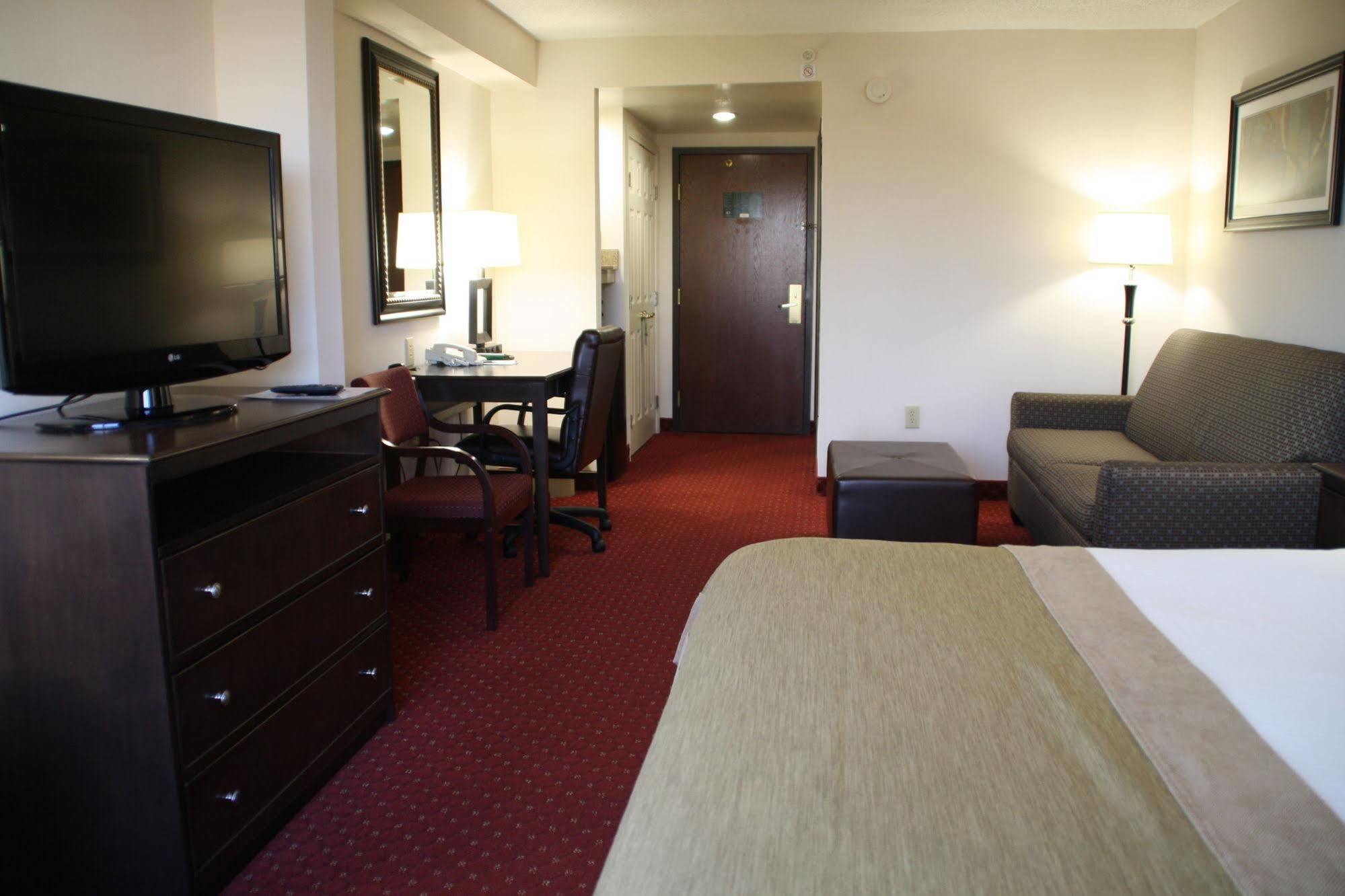 Spark By Hilton Charlotte Tyvola I-77 Bagian luar foto
